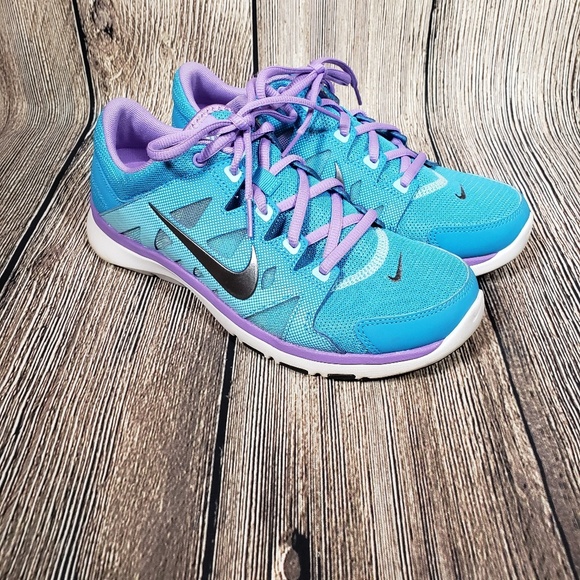 Nike Shoes - Womens Nike Flex Supreme running shoe 7.5